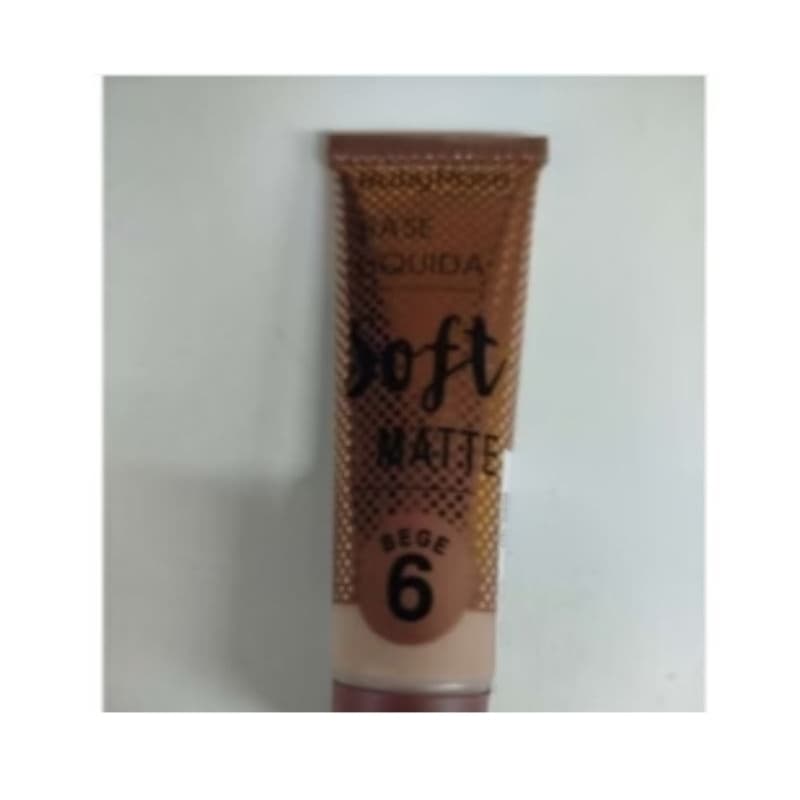 Base Líquida Ruby Rose Soft Matte com Cobertura Alta e Efeito Matte 29ml