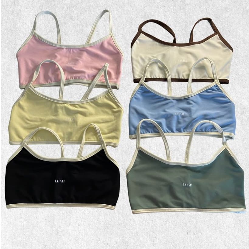 Roupa De Academia Top Fitness Esportivo Feminino com Detalhes em Off White Tecido Encorpado e Confortável Sustentação Ót
