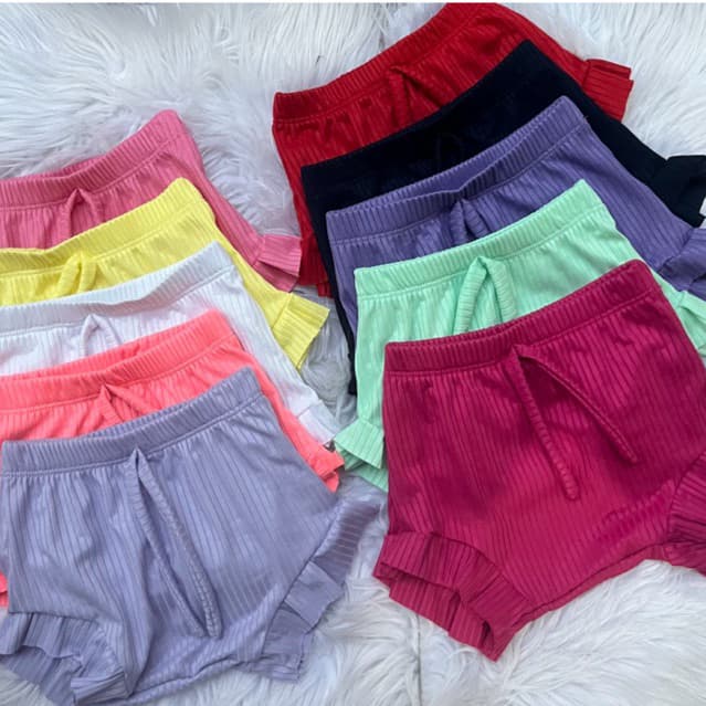tampa fralda baby  cores linda e vibrantes para princesa arrasar é super confortável para uso de dia dia