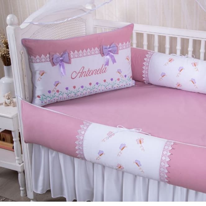 KIT PARA BERÇO BEBÊ JARDIM ENCANTADO ROSÊ PERSONALIZADO COM O NOME DO SEU BEBÊ - COM SAIA DE BERÇO