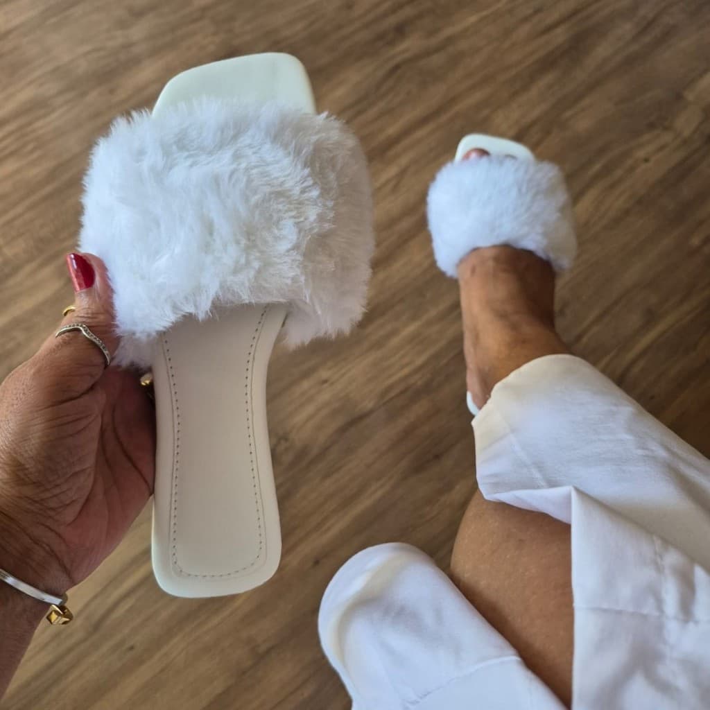 Rasteira Pelúcia Feminina Pantufa Confortável Dia a Dia Inverno Milithy Calçados