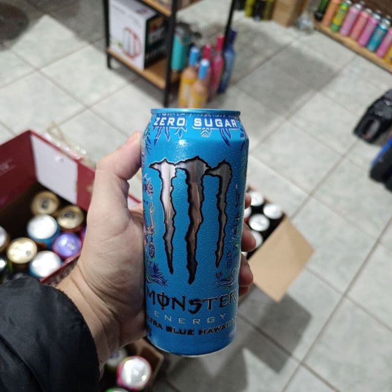 monster importado(lata BLUE Hawaii)