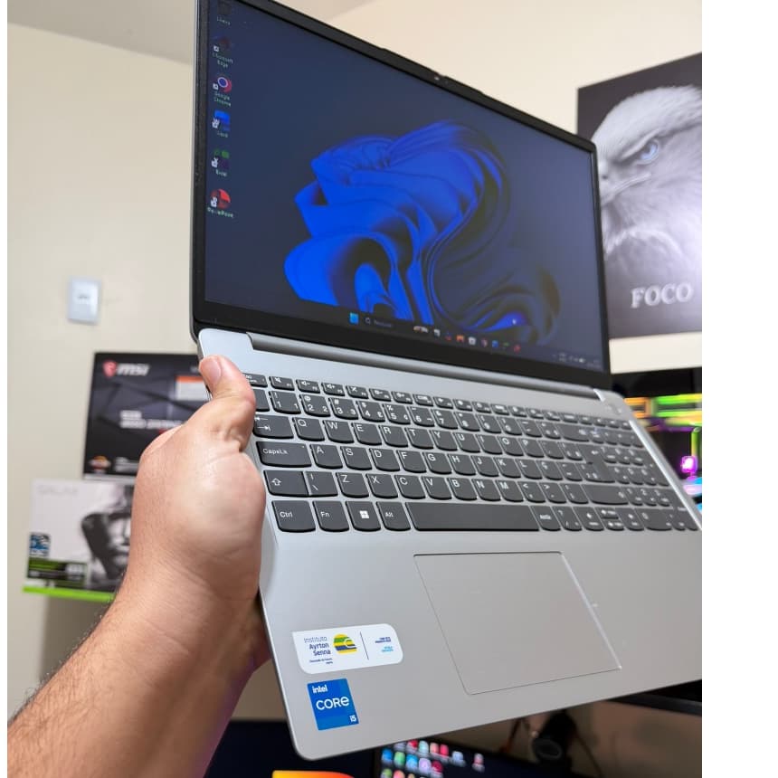 Notebook Lenovo Intel Core i5 12º 1235U/16GB RAM/SSD 512GB/Tela 15.6 Notebook Rápido para Trabalho e Estudos