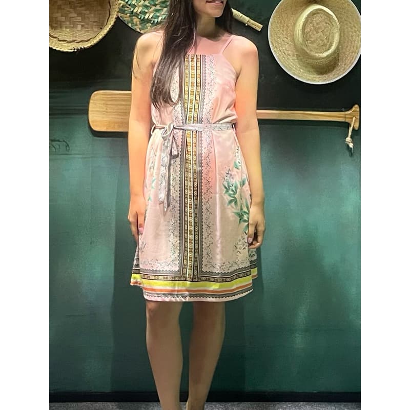 Vestido rodado rosa claro. Vestido princesa. Vestido verão. Vestido fuccia