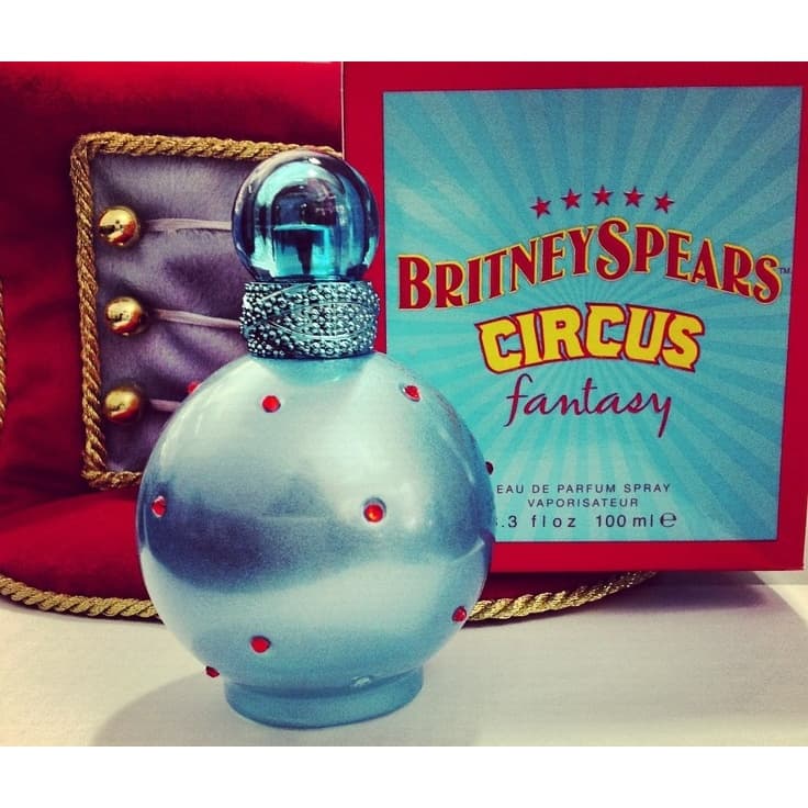 Fantasy Circus Eau de Parfum – Perfume Feminino Importado com Aroma Irresistível