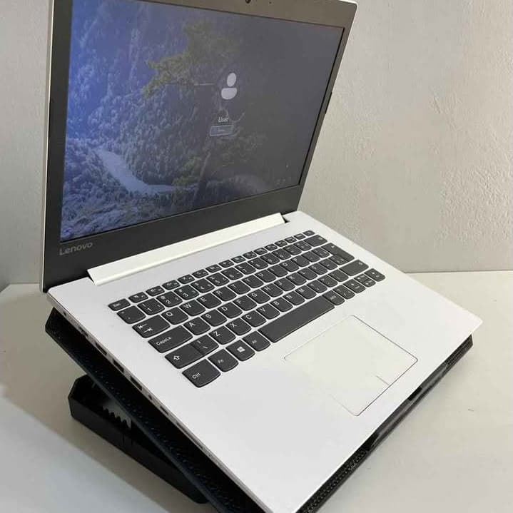 Notebook Lenovo | Intel Core i5-7200U 7ª Geração | 8GB | SSD 256GB | Tela 14