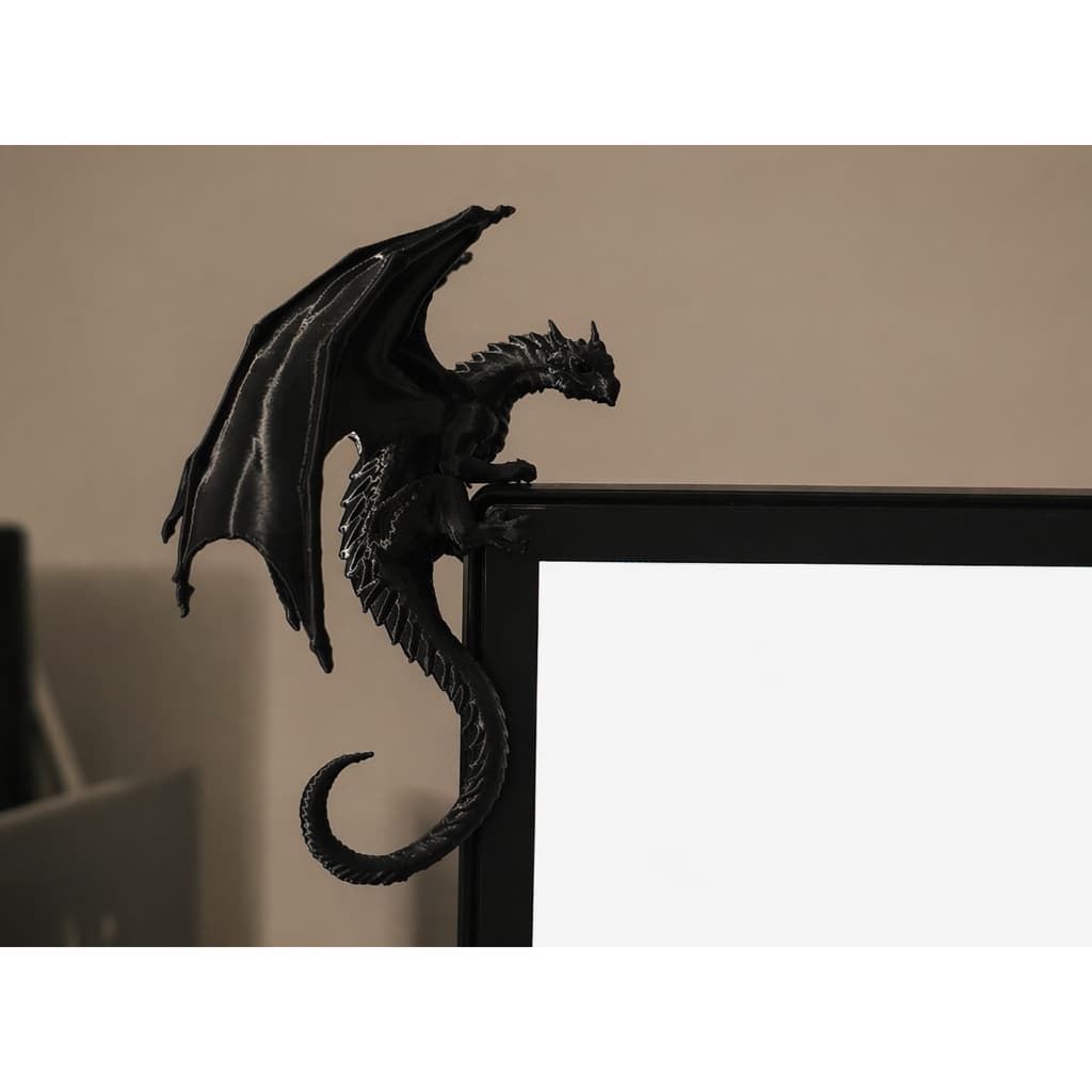 Dragão Decorativo para Monitor Setup Gamer – 4 Cores Disponíveis