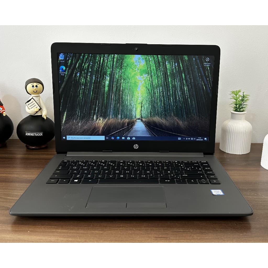 Notebook  HP - Processador i5 6ª Geração -8GB RAM SSD 240GB
