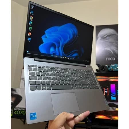 Notebook Lenovo Ideapad 1I I3 1215U 12Gb Ram 256Gb Ssd Tela De 15,6 Notebook Rápido para Trabalho e Estudos