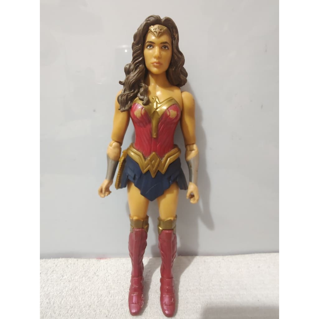 Boneca Mulher Maravilha Articulada Liga da Justiça Mattel 2015 - 28cm
