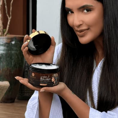 Hidratante Corporal Feminino Perfumado Rubi 250g Cheiroso, Hidratante e Longa Duração