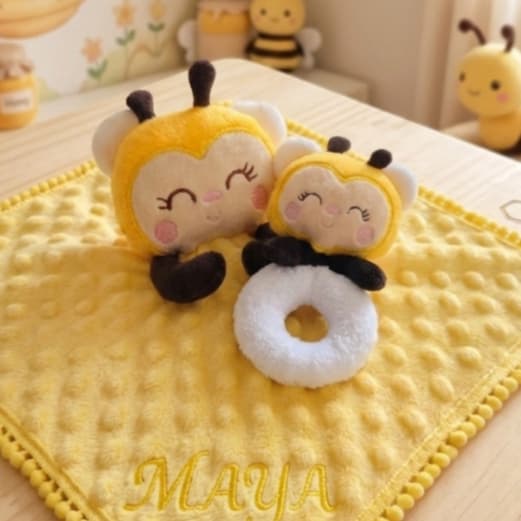 Naninha de Abelhinha  + Chocalho 🐝 Bebê Fofo, Macio e Perfeito Presente