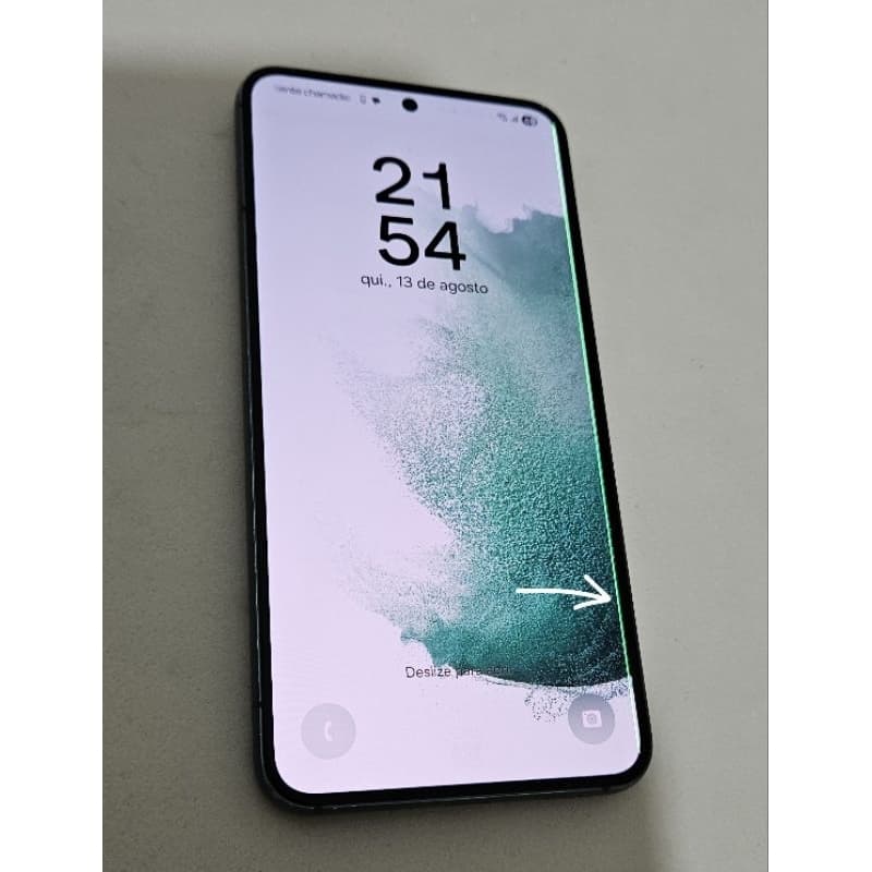 Samsung Galaxy S22 5G 128GB Verde Usado (COM LINHA VERTICAL e Arranhões superficiais)