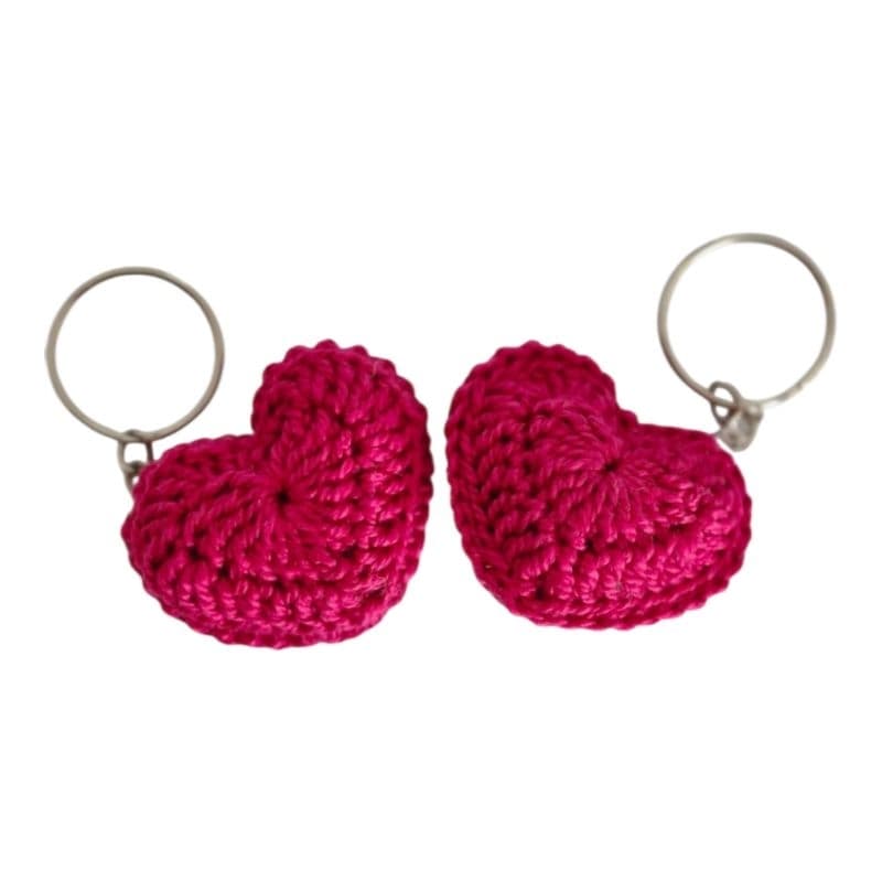 Kits 10/20/30/60 Chaveiros Coração 3D Crochê | Amigurumi Artesanal | Lembrancinha Presente Criativo