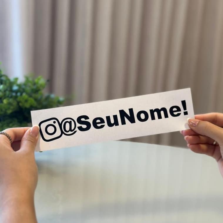 Adesivo com @ insta  Personalizado em Vinil Premium Automotivo – Carro, Moto, Capacete, Vidro, Bicicleta, Caminhão