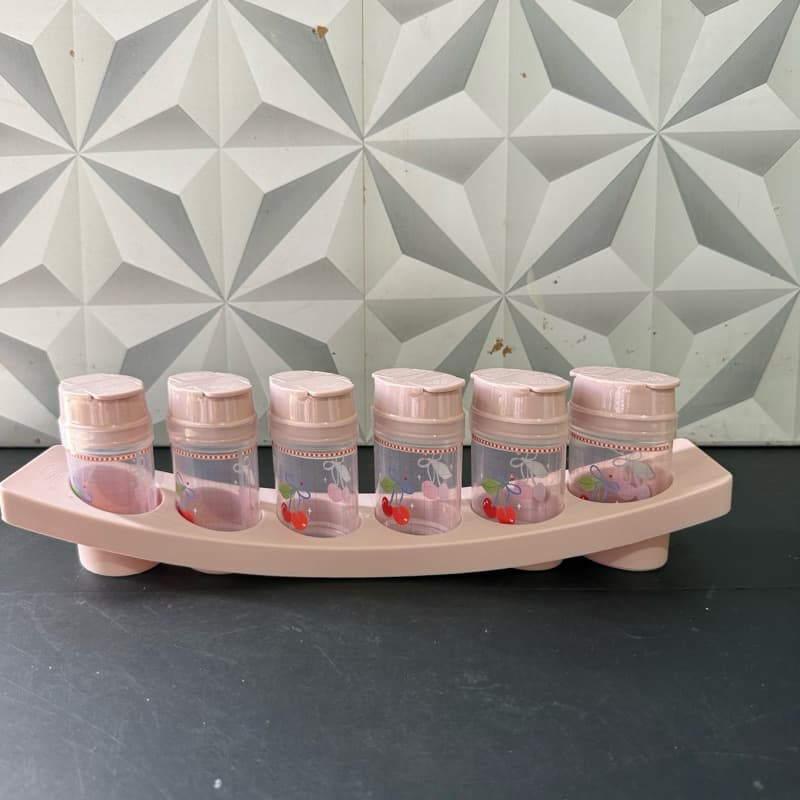 Porta condimento rosa de plástico plasútil com 6 peças e suporte para tempero condimentos sal orégano parede ou mesa
