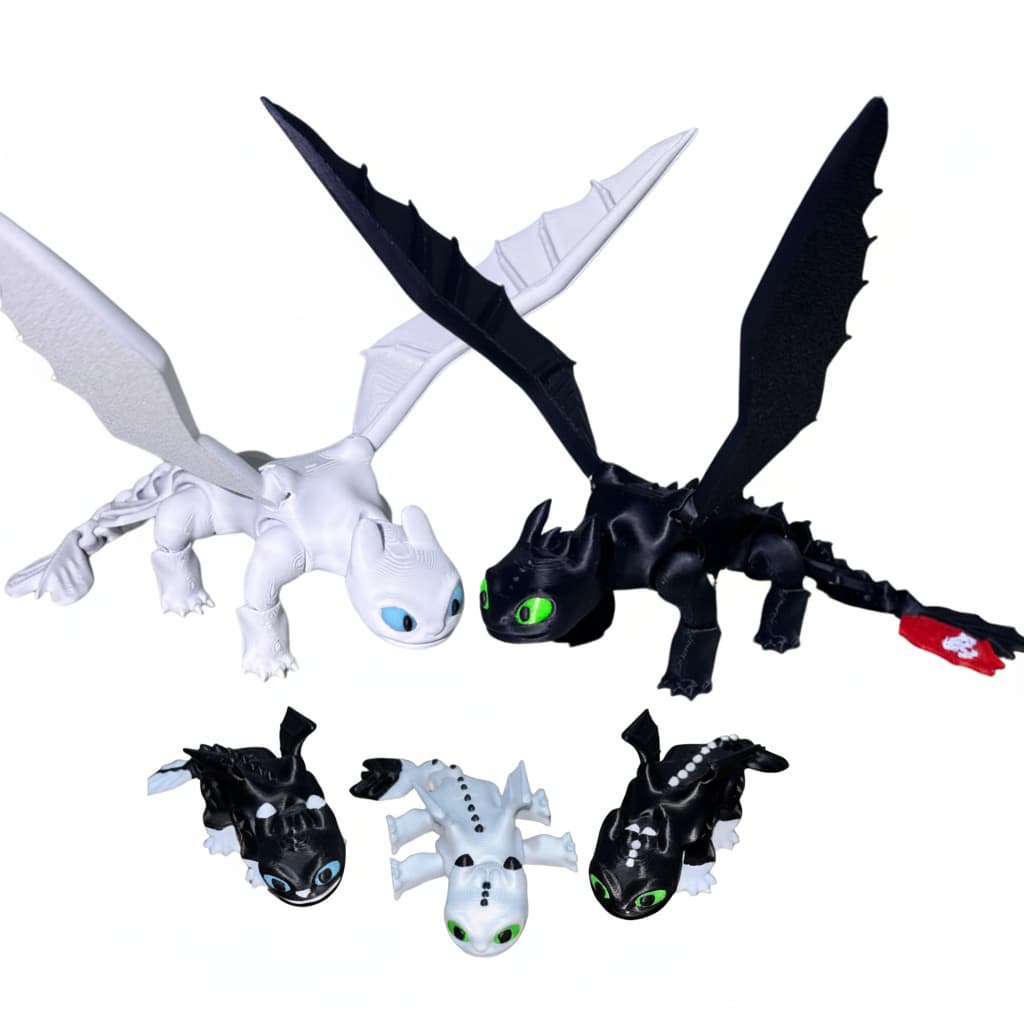 Boneco Como Treinar Seu Dragão Banguela, Fúria da Luz e filhotes Articulados  - 01 und