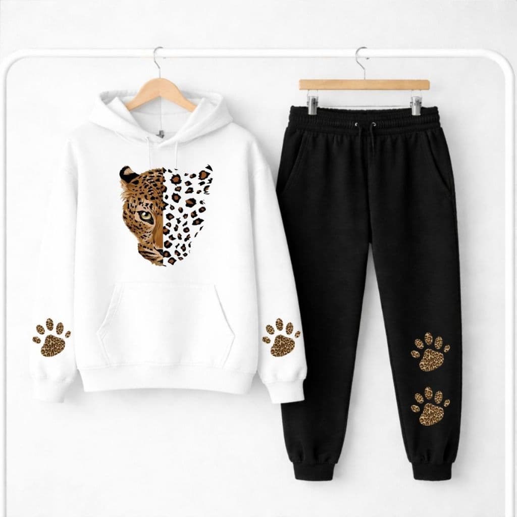 Conjunto Moletom Canguru e Calça Flanelada Onça Feminino