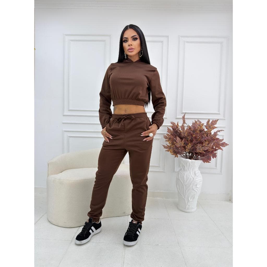 conjunto femenino moleton calça con bolso e croppet con capuz look casual e muito comfortavel100% poliester moda inverno