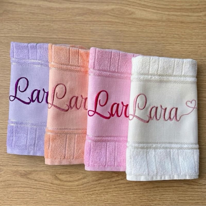 KIT 4 Toalhas Bordadas Personalizadas com Nome Bordado 30x45 Maternidade / Escolar / Bebê boca