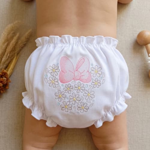 Tapa Fralda Bordado Personalizado - Calcinha Bunda Rica Bebê Menina - Algodão Luxo