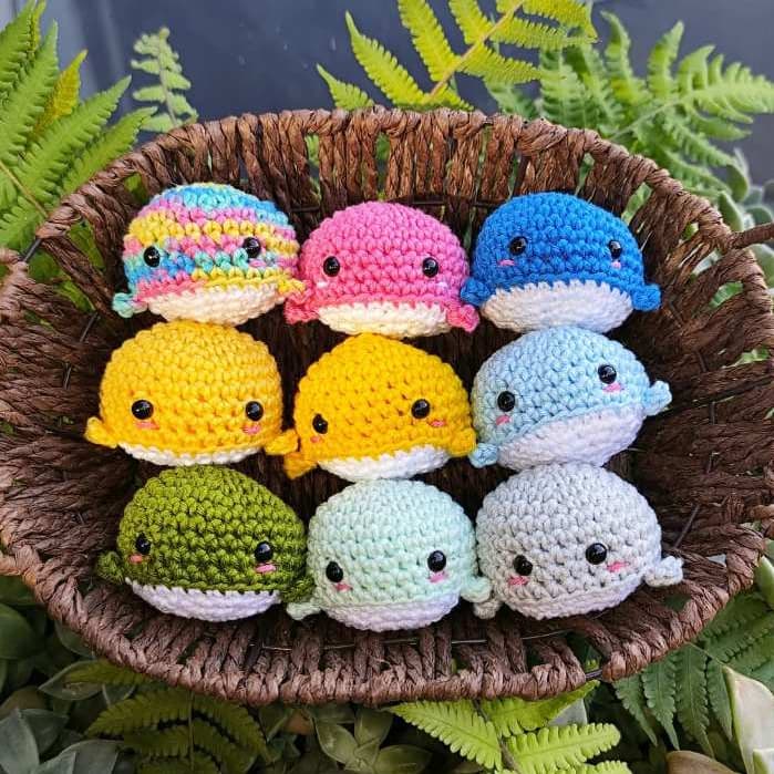 Chaveiro Mini Baleia de Crochê Linha Amigurumi - Escolha sua cor - Unitário e KIT