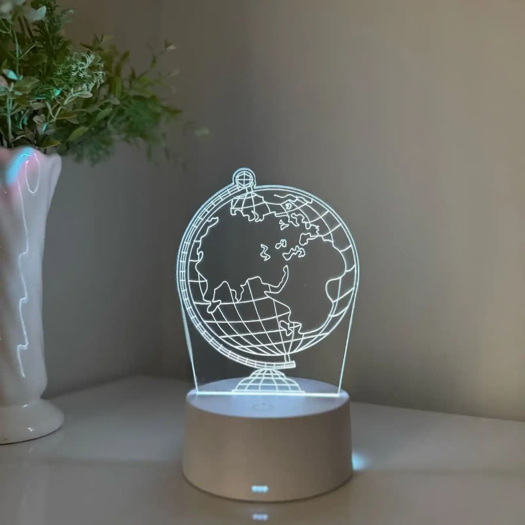 Luminária LED 3D Em Acrílico Abajur Presente Criativo - Luminária LED - Globo