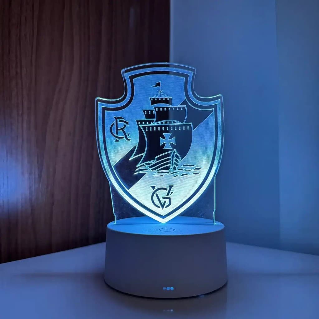 Luminária LED 3D Em Acrílico Abajur Presente Criativo - Luminária LED - Vasco