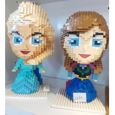 Brinquedo de Montar, Mini Blocos de Construção Ana e Elza (Frozen), Tamanho Grande (Boneco após montado fica entre 15 cm e 18 cm altura) / Brinquedo Educativo MiniBlock / Nano Blocos / Lego Blocks / Quebra-cabeça Colecionável Decorativo..