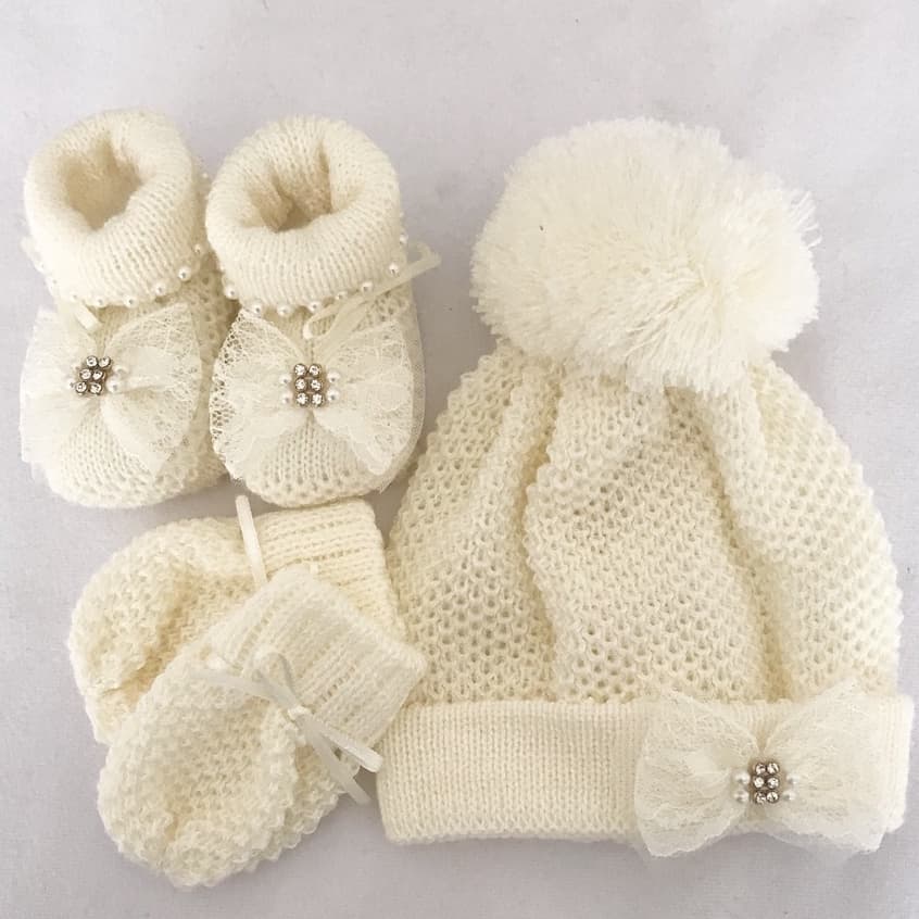 Kit Tricô Bebê RN - Touca, Luvas e Sapatinho/ Enxoval, Maternidade, Inverno, Saída Maternidade