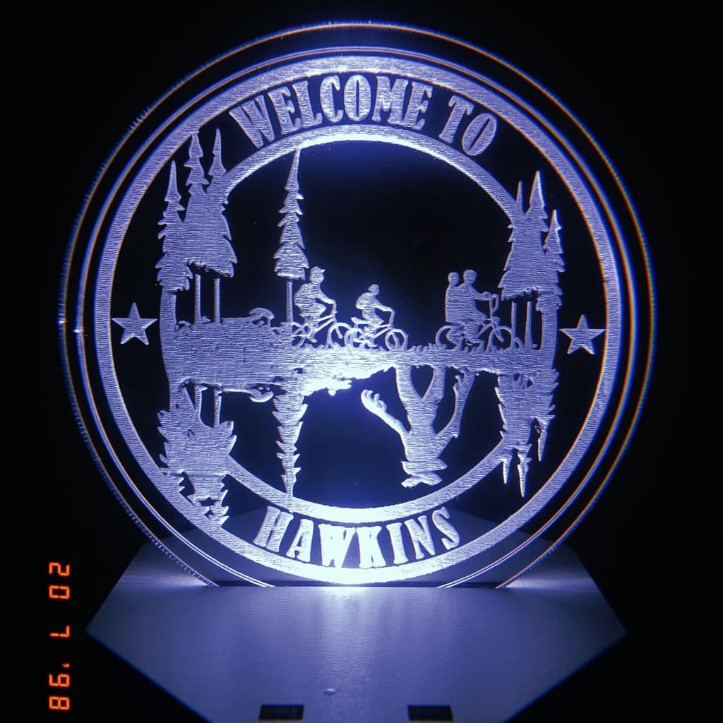 Luminária Led em Acrílico Serie Stranger Things Modelo 3 - Led Branco ou Colorido