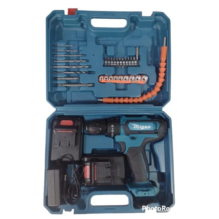 Parafusadeira/Furadeira 26V C/ Kit Maleta COM DUAS BATERIAS 110V 11797