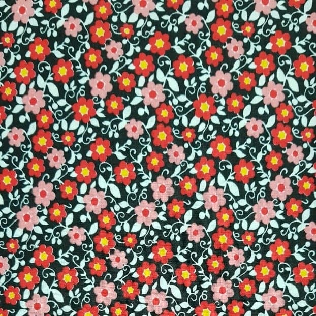 Tecido Patchwork Floral Preto BG058