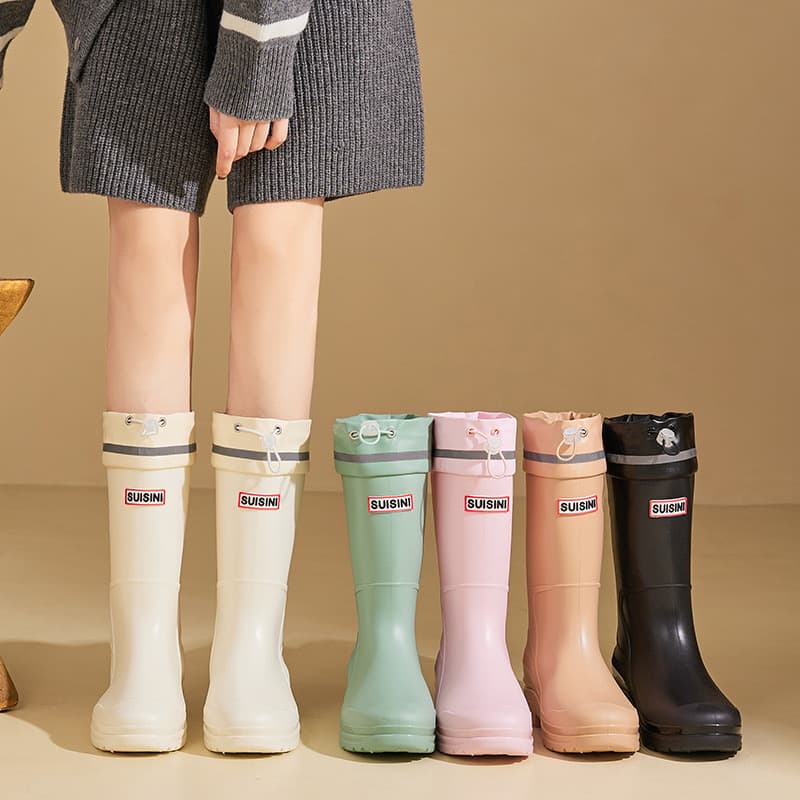 [SG] Calçados de trabalho de moda de meia cana de chuva de meia cana de chuva Botas de água acolchoada femininas Calçados de trabalho de quatro estações do ano Calçados de trabalho de lavagem de carro Borracha confortável antiderrapante à prova d'água