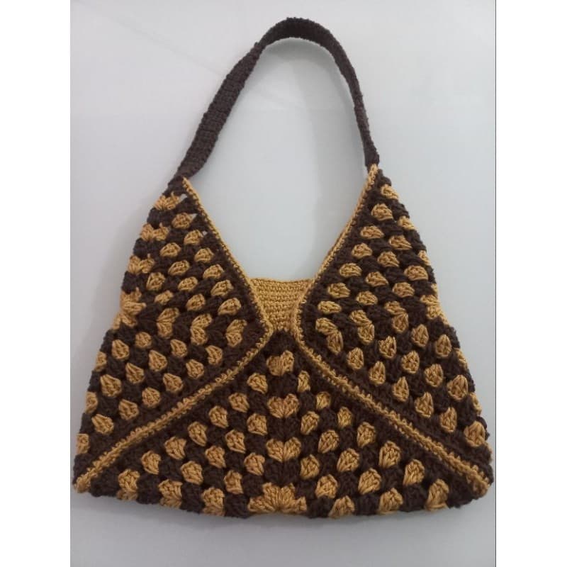 bolsa sacola crochê de ombro estilo sacola para passeio praia croche em barbante bolsa bicolor