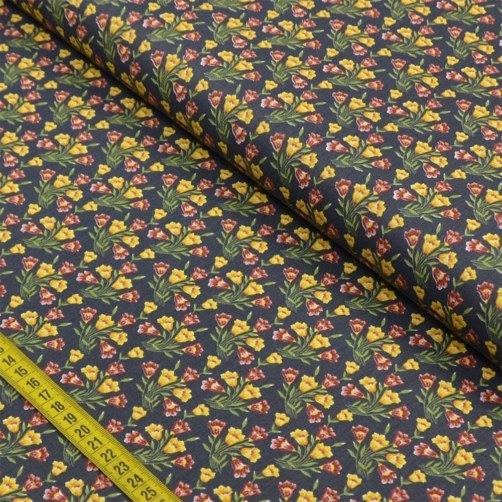Tecido Estampado para Patchwork - Lírios: Bouquets de Lírios Marinho (0,50X1,40)