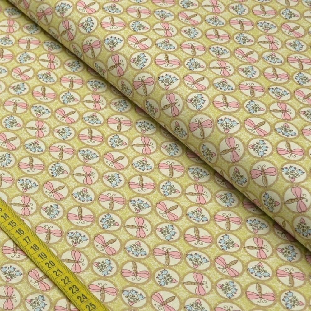 Tecido Estampado para Patchwork - Libélulas: Mini Libélulas no Camafeu Fundo Amarelo (0,50x1,40)