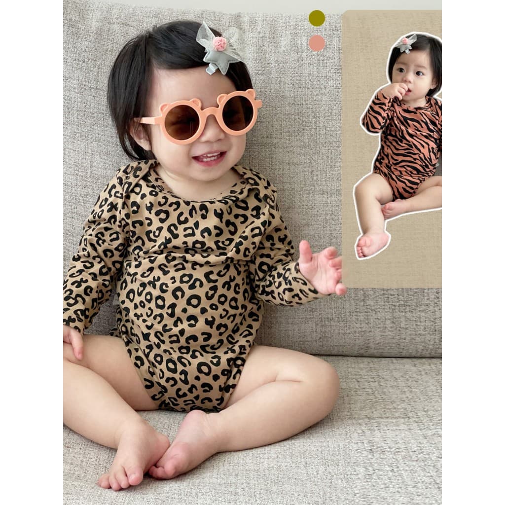 Ins estilo ocidental leopardo impressão roupas de bebê de uma peça Super bonito bebê menina roupas de outono estilo fino