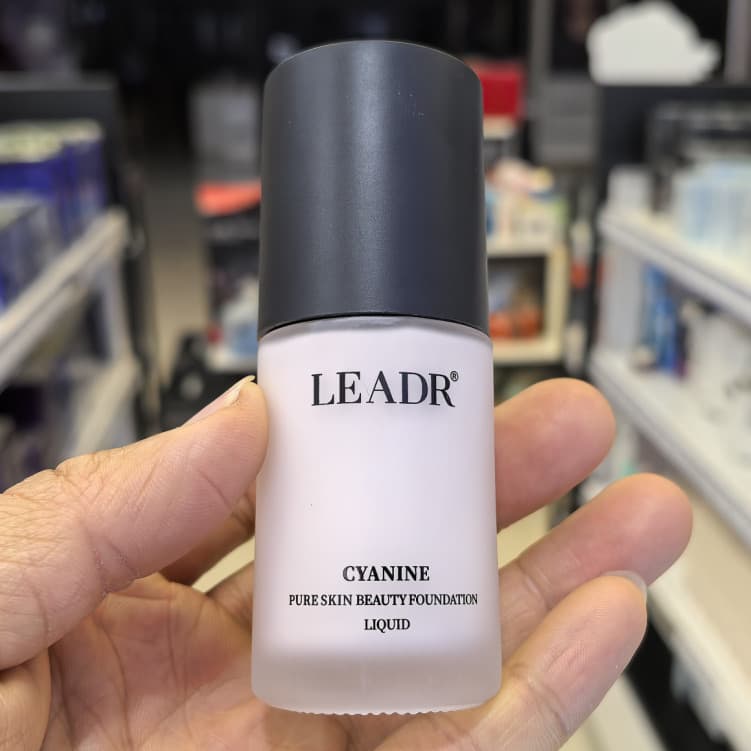 Deusa beleza base líquida pura corretivo Natural sem rastros base líquida LEADR