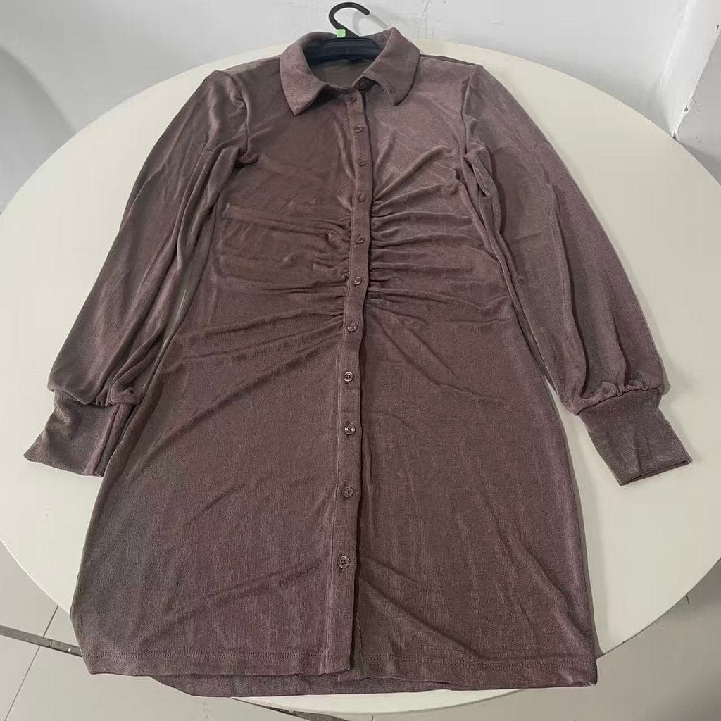 L73 [Singles Europeus Americanos] Vestido Feminino Novo Estilo Cor Sólida Plissado Mais Magro Look Solto Vestido Camisa 