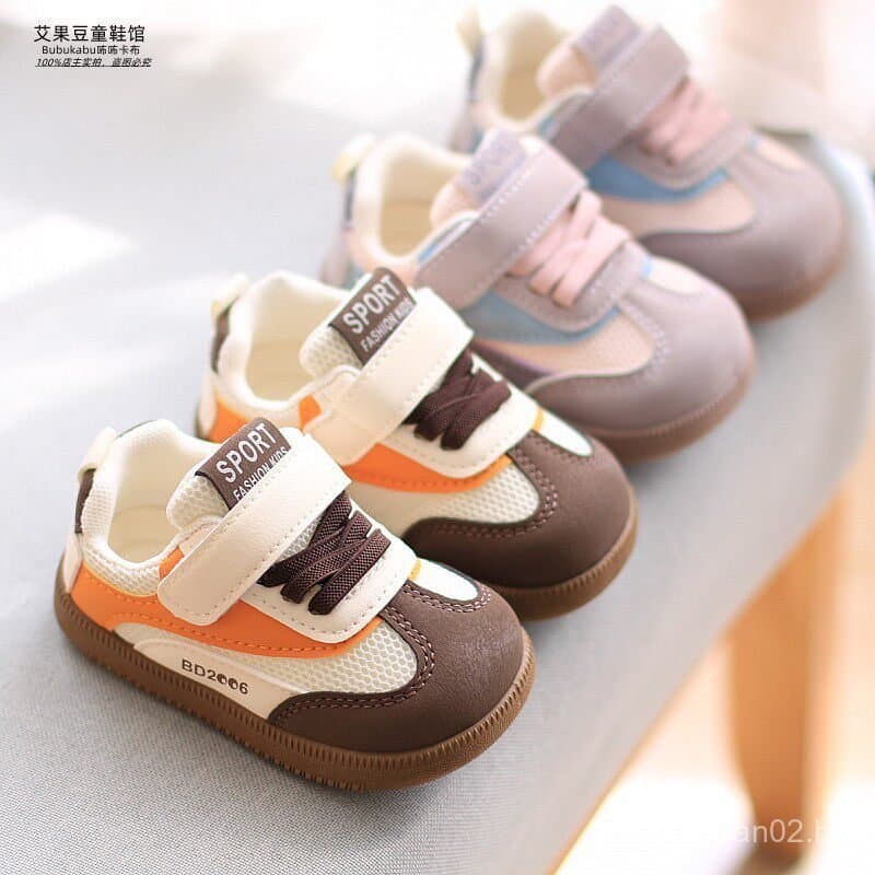 Tênis de treino retrô alemão, tênis infantis, sapatos de bebê com velcro, tênis casuais versáteis, tênis esportivos, tên