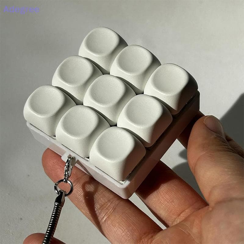 Adegree Chaveiro Com Teclado Para Aliviar O Estresse 4/9 Botão Relaxante E Silencioso Mecânico Fácil De Remover Readjust