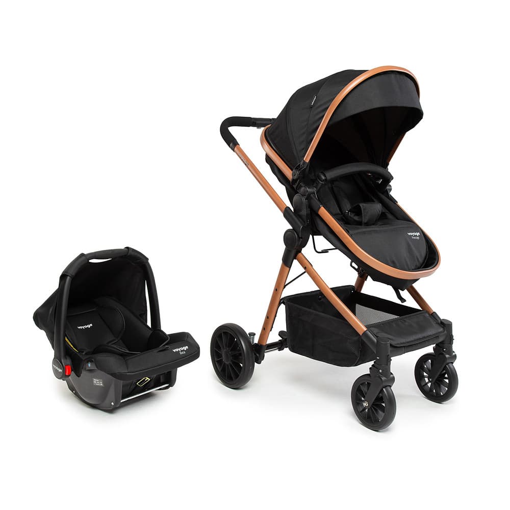 Carrinho Prestige com bebê conforto Voyage
