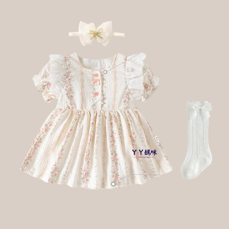 Roupas de bebê roupas de verão estilo ocidental Pastoral Floral peido saia pequeno mês idade menina bebê um mês cem dias