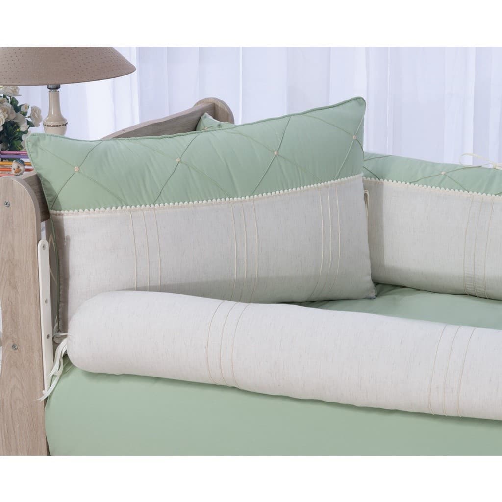 KIT BERÇO BEBÊ AMERICANO MENINO 9 PEÇAS MADRI TECIDO LINHO/DETALHE VERDE OLIVIA + SAIA BERÇO BRINDE
