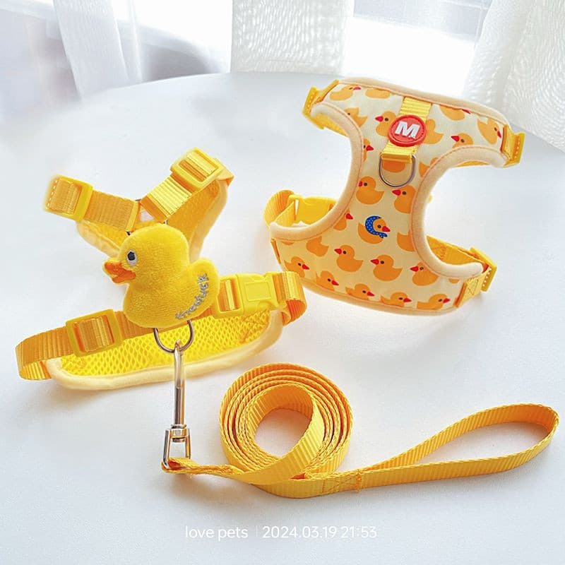 Coleira peitoral com guia de forma pato para cachorro e gatos e outros pets