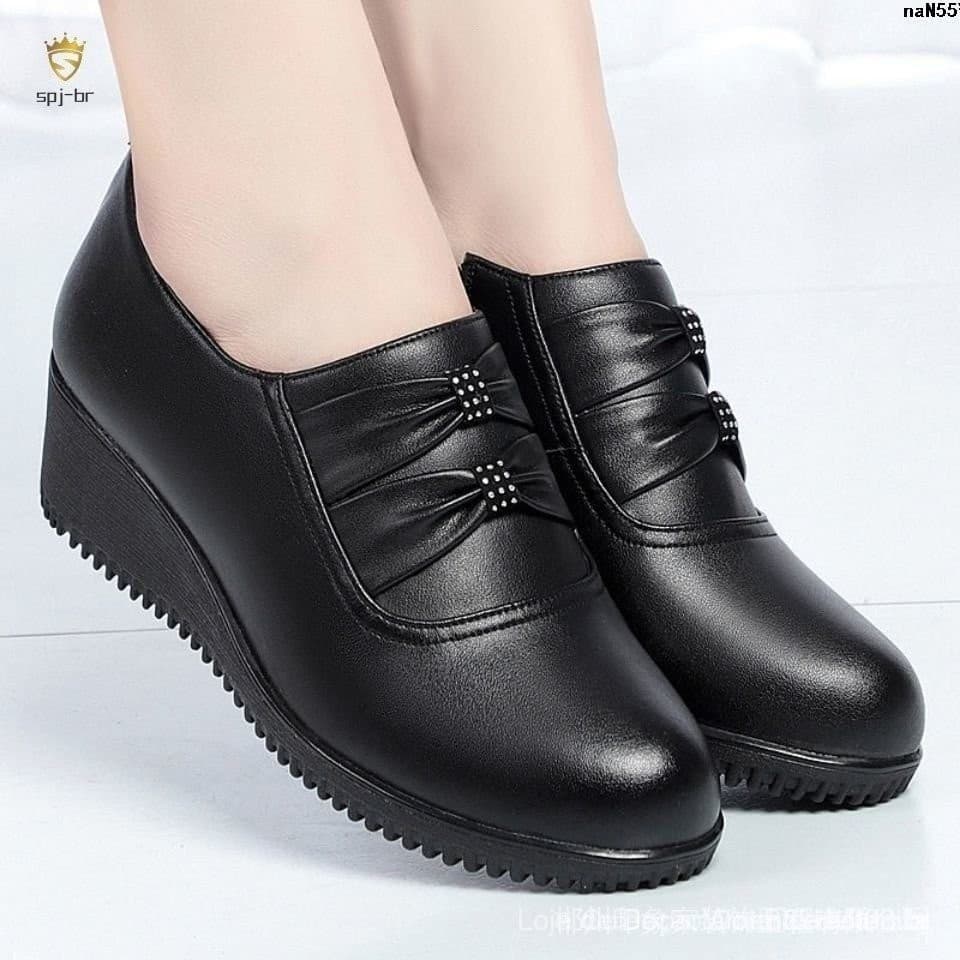 Sapatos Femininos De Couro Flexíveis E Confortáveis Com Salto Médio UBMM