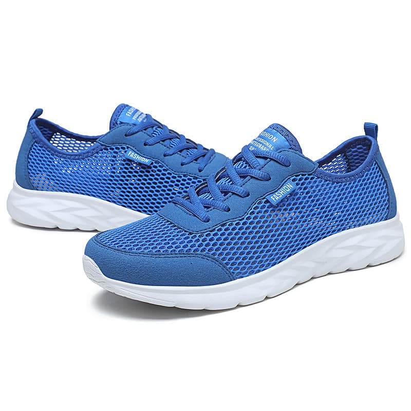 Tênis esportivos respiráveis de malha vazada azul royal para homens e mulheres, tênis de caminhada versáteis para o verã