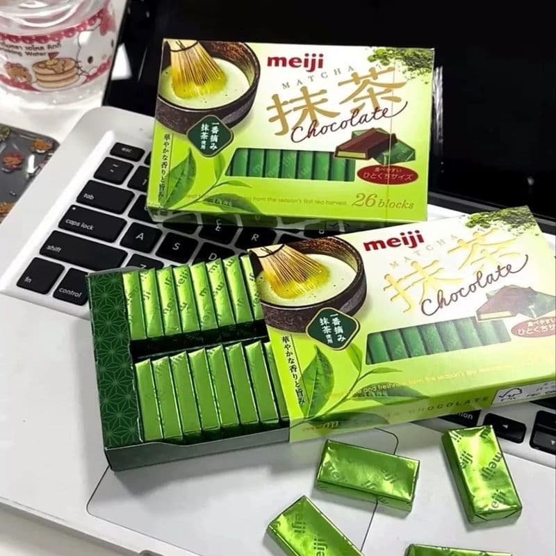 Lanches importados do Japão Meiji Piano Puro Chocolate Amargo Morango Leite Forte Matcha Sanduíche Chocolate 9.28 hyz