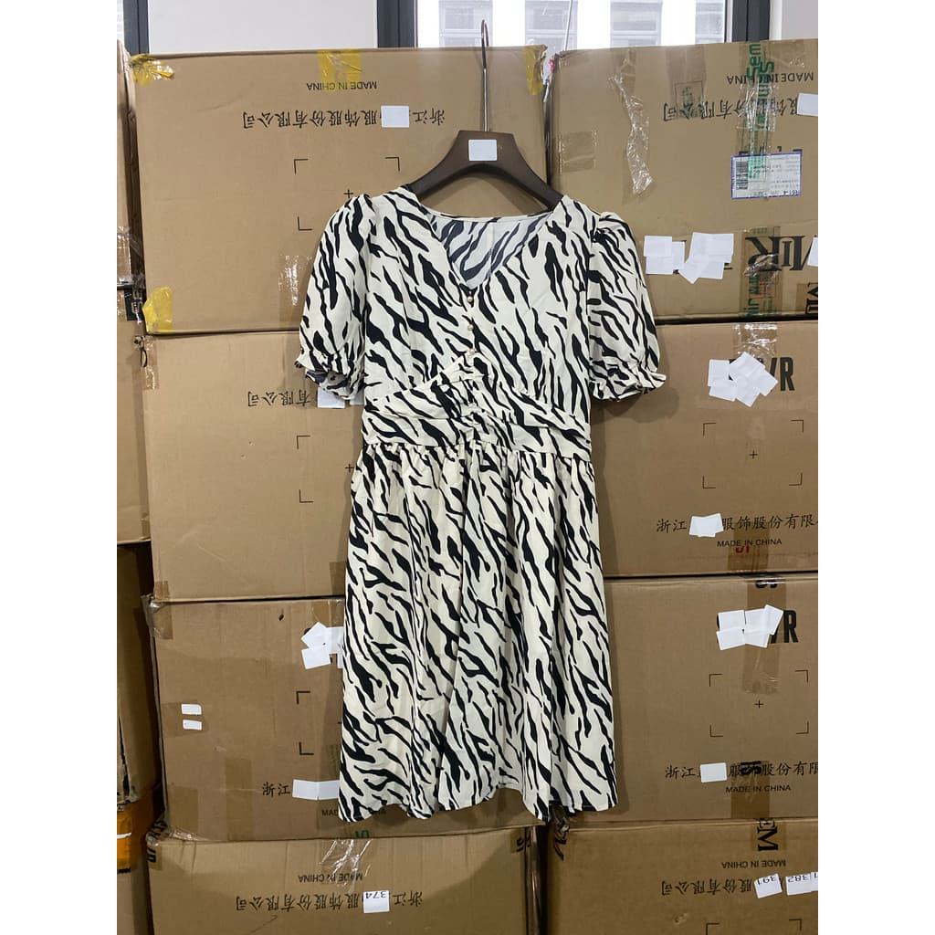 C CD vestido feminino verão novo estilo cintura estreita mais magro olhar vestido feminino vestido de comprimento médio 